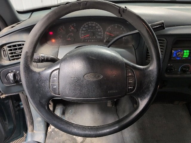1997 Ford F-150 XL