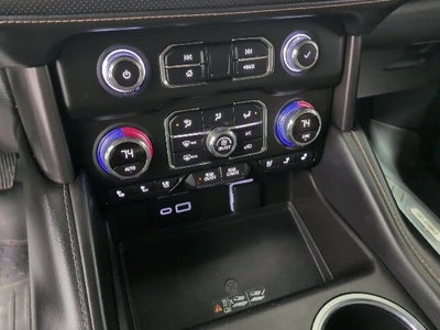 2021 GMC Yukon XL AT4