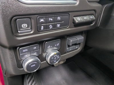 2024 GMC Yukon XL AT4