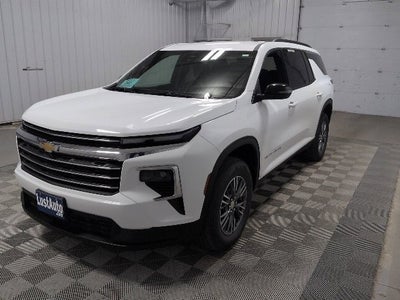 2025 Chevrolet Traverse LT