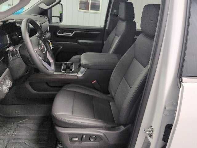 2026 GMC Sierra 3500 HD SLT