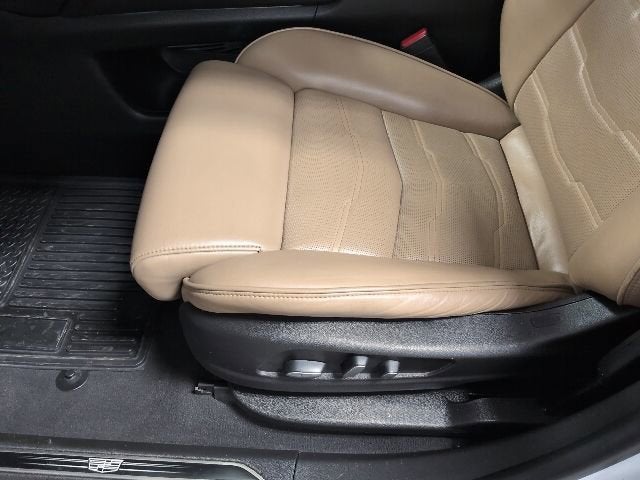 2017 Cadillac XT5 Platinum AWD