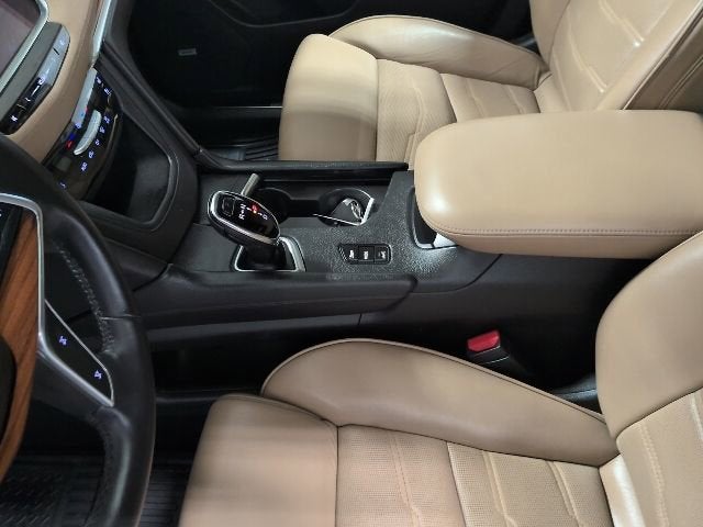 2017 Cadillac XT5 Platinum AWD