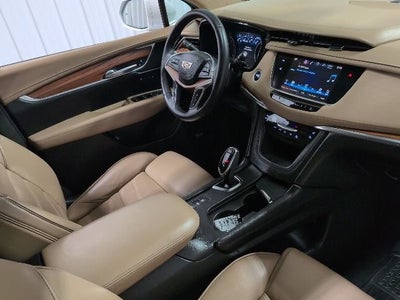 2017 Cadillac XT5 Platinum AWD