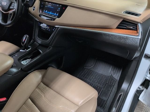 2017 Cadillac XT5 Platinum AWD