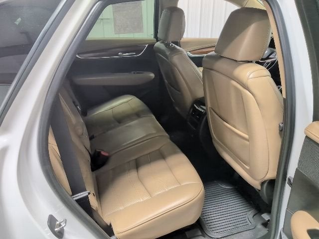 2017 Cadillac XT5 Platinum AWD