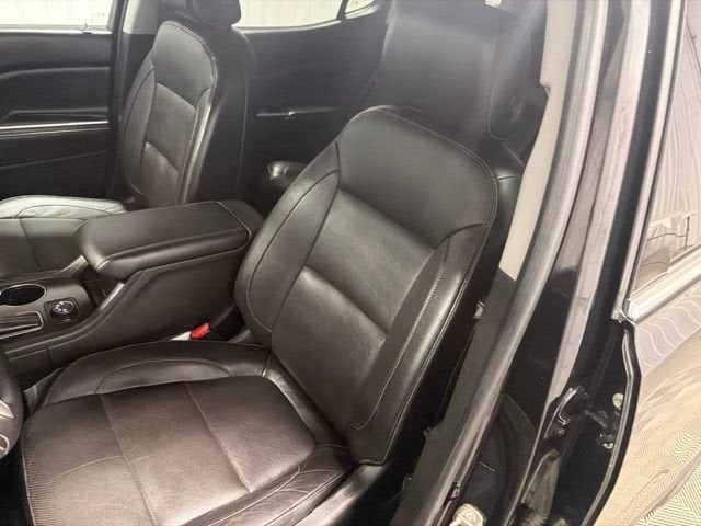 2017 GMC Acadia SLT