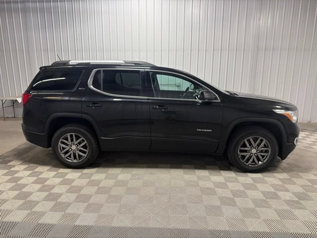 2017 GMC Acadia SLT