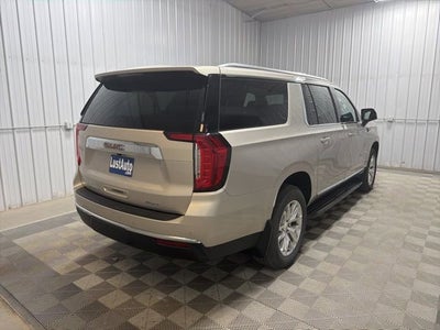 2024 GMC Yukon XL SLT
