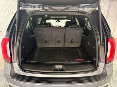 2022 GMC Yukon XL SLT