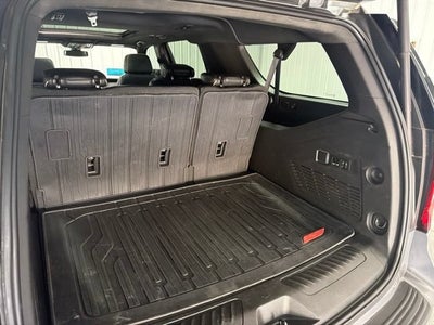 2022 GMC Yukon XL SLT