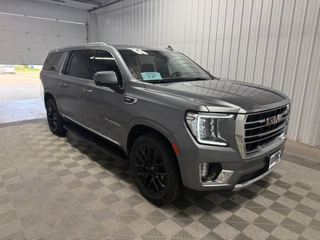 2022 GMC Yukon XL SLT