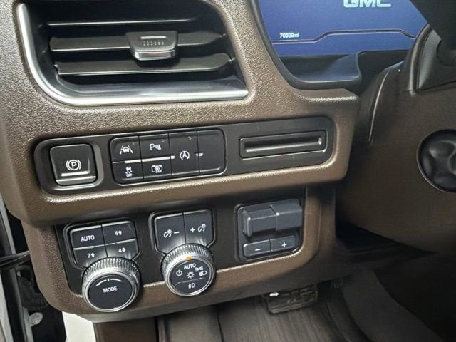 2024 GMC Yukon XL SLT