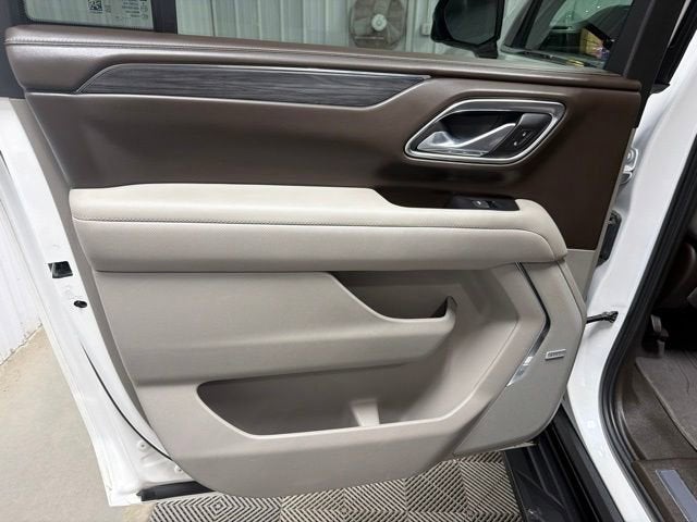 2024 GMC Yukon XL SLT