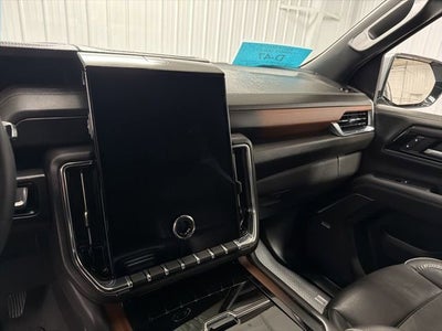 2025 GMC Yukon XL Denali