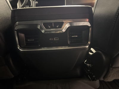2024 GMC Sierra 3500 HD Denali
