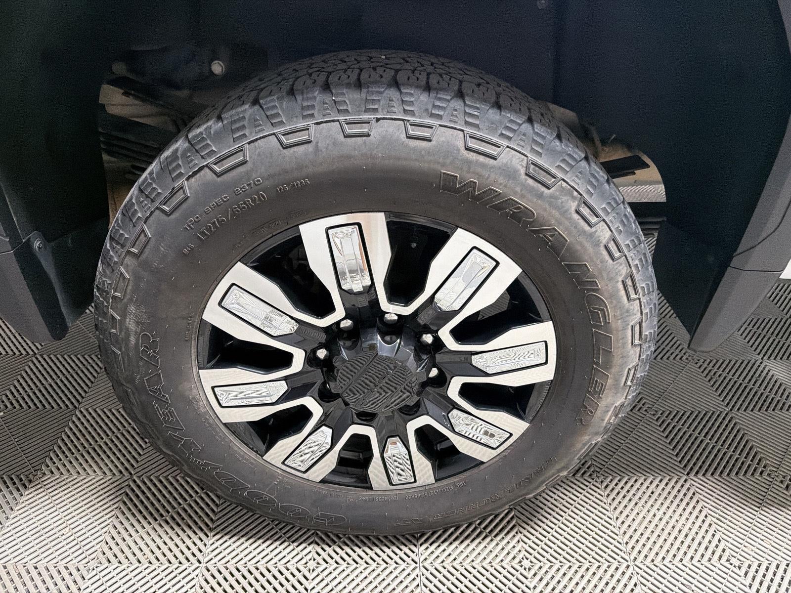 2024 GMC Sierra 3500 HD Denali