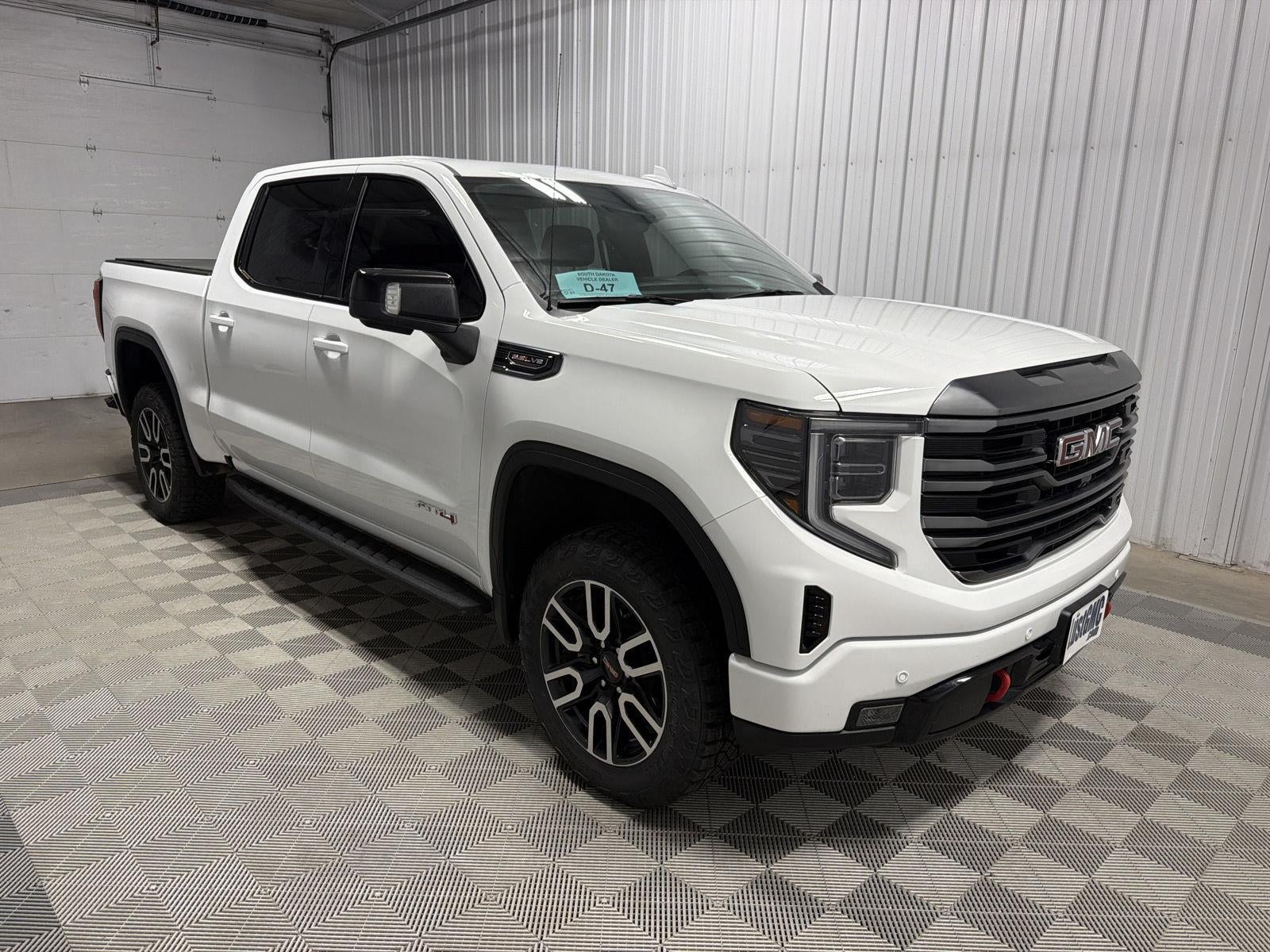 2023 GMC Sierra 1500 AT4
