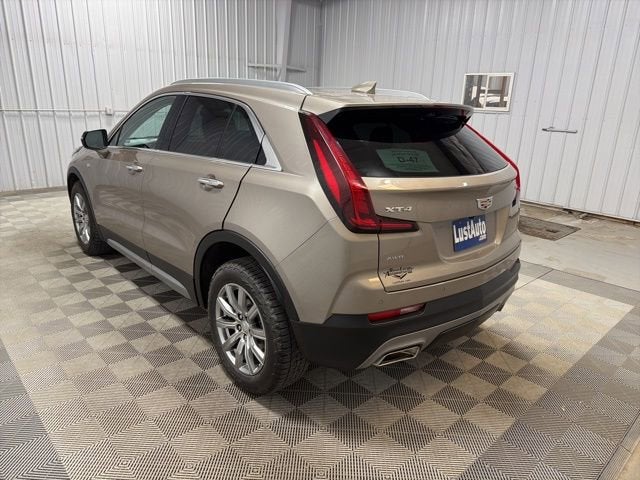 2023 Cadillac XT4 Premium Luxury