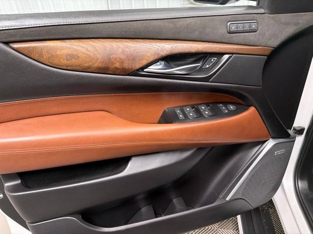 2020 Cadillac Escalade Premium Luxury