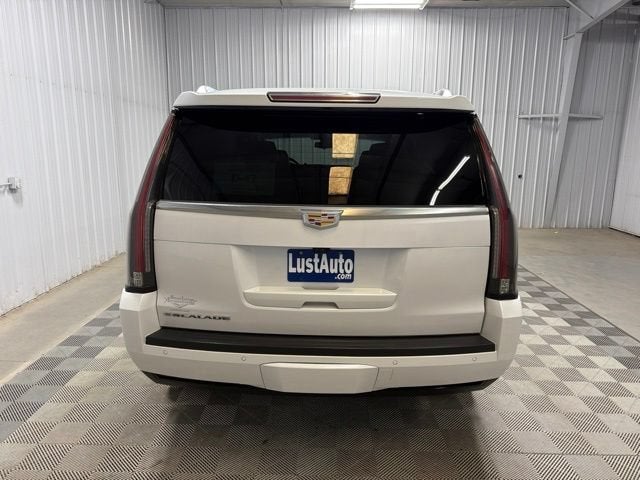 2020 Cadillac Escalade Premium Luxury