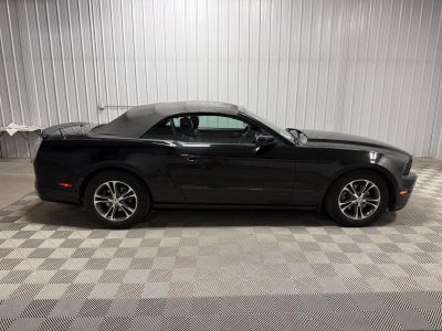 2014 Ford Mustang V6