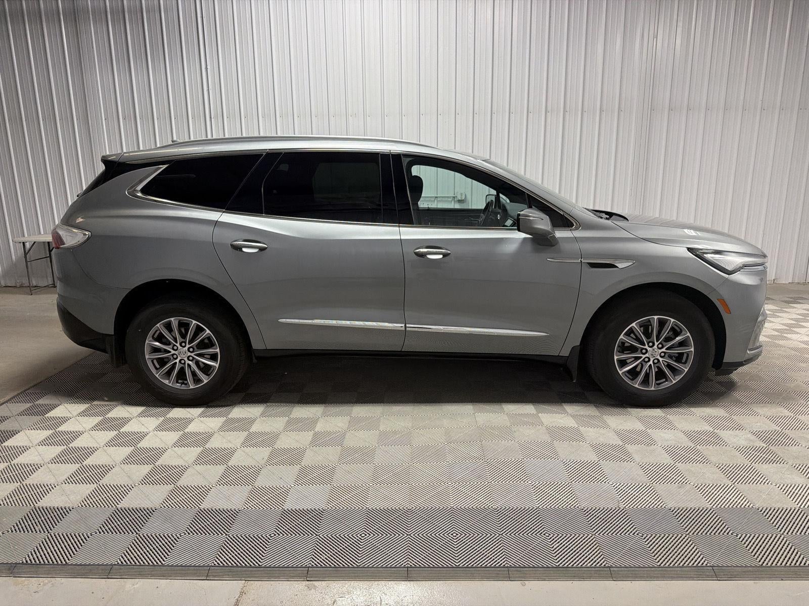 2023 Buick Enclave Premium