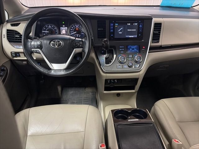 2015 Toyota Sienna XLE
