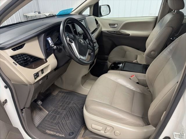 2015 Toyota Sienna XLE