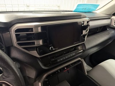 2024 Toyota Tundra 4WD SR5